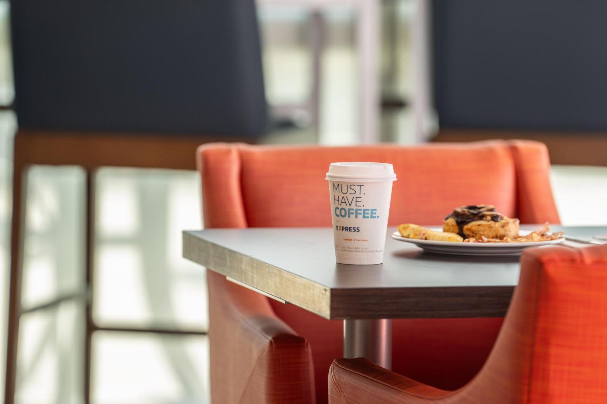 Holiday Inn Express & Suites Fort Walton Beach - Eglin Area By Ihg Eksteriør billede