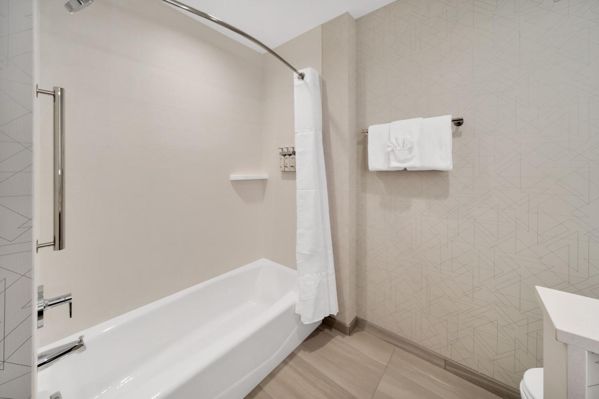 Holiday Inn Express & Suites Fort Walton Beach - Eglin Area By Ihg Eksteriør billede